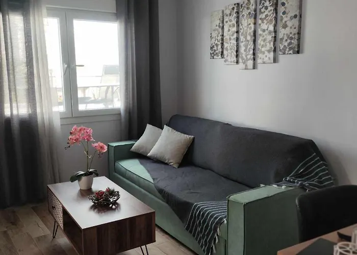 アパート Zefi's House *