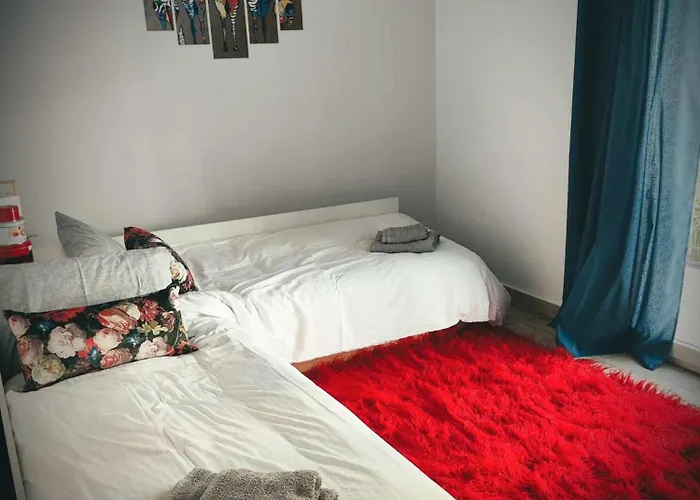 Zefi's House דירה